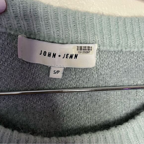 JOHN + JENN Finn Blue Leopard Printed Knit Sweater Size S - Picture 7 of 8